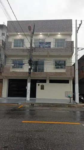 Alugo Apartamento 2 Quartos| Garagem | Trav. Apinagés | Portão Eletrônico | Interfone