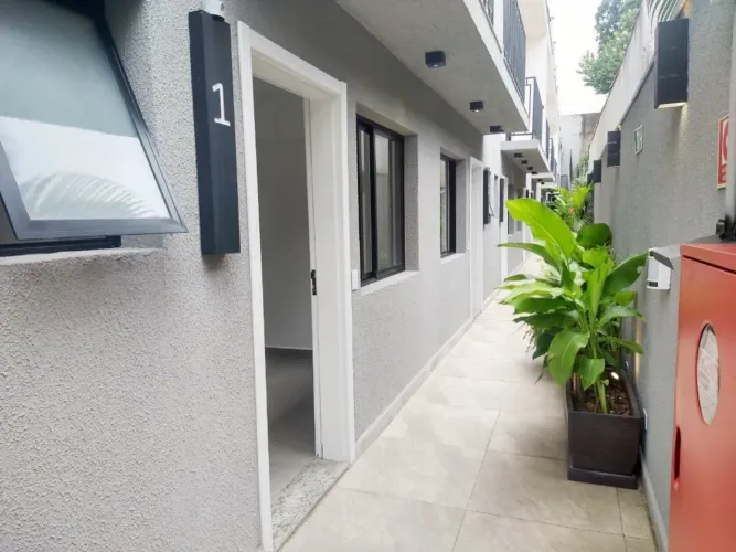 Casa de condomínio nova para venda ao lado do Parque da Aclimação, com 95m², 02 suítes Cas