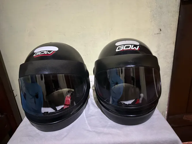 Capacete