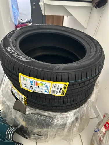 Pneus novos Aro 16 185/60