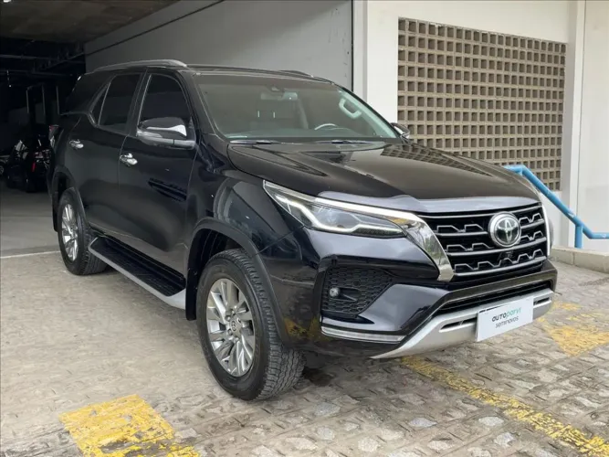 Toyota Hilux SW4 4X4 2.8 Diesel 2024