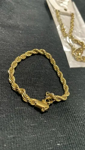 Pulseira trançada