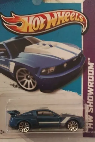 Carrinho da hot wheels CUSTOM '12 FORD MUSTANG