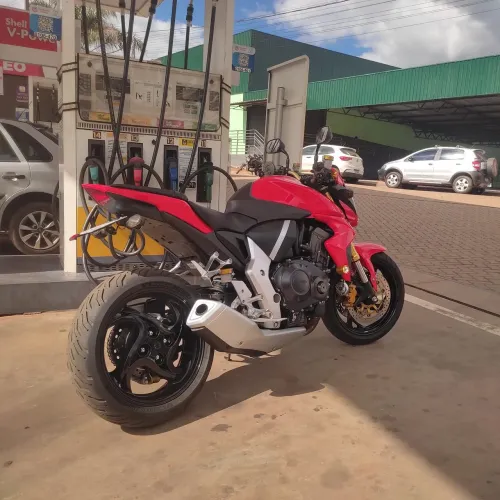 Cb 1000r