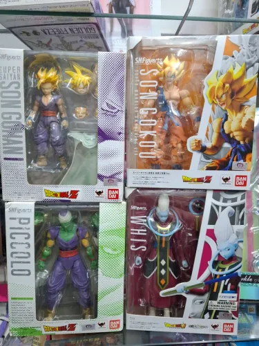Lote 4 Bonecos Dbz ShFiguarts Bandai articulados