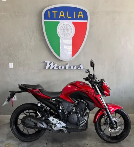 Fazer 250 Fz25 2025 zera Bx km impecável financiamos