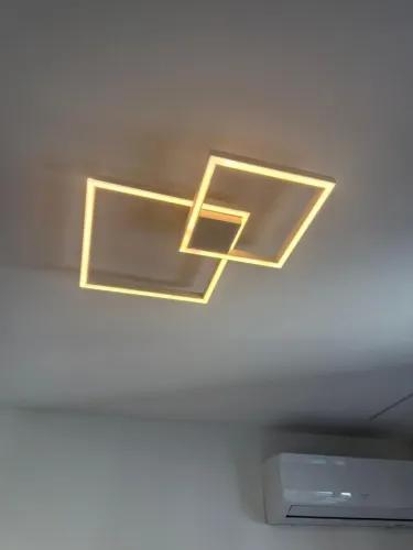 LUSTRE QUADRADO