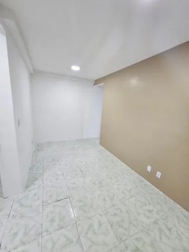 Alugo Apartamento  no Condomínio  Vila Real