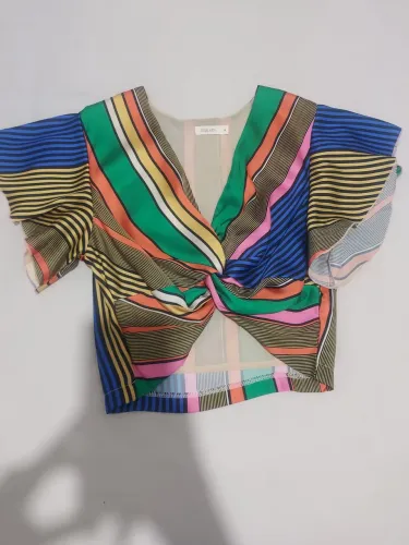 Roupas variadas R$ 50 por peça