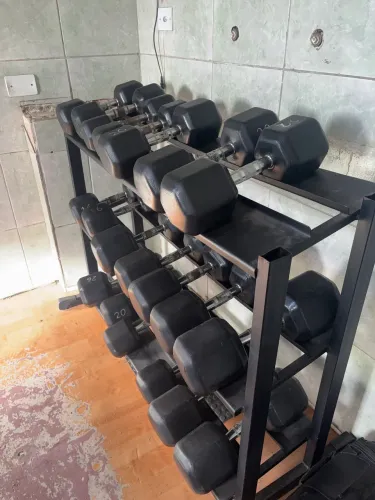 Dumbbells Profissionais 12kg a 30kg | Academia Completa | Ótimo Estado