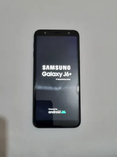 Samsung Galaxy J6+ 32GB - Tela Grande, Dual Câmera e Capinha Incluída