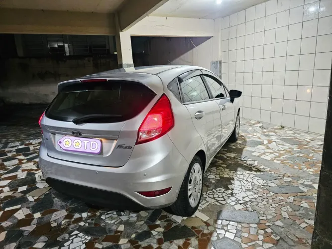 Ford Fiesta SE 1.6 16V Flex 5P 2017