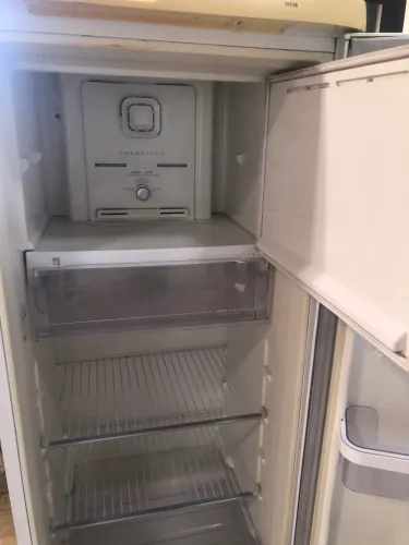GELADEIRA ELECTROLUX FROSSFREE
