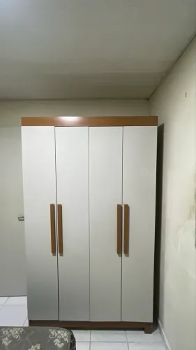 Guarda-Roupa