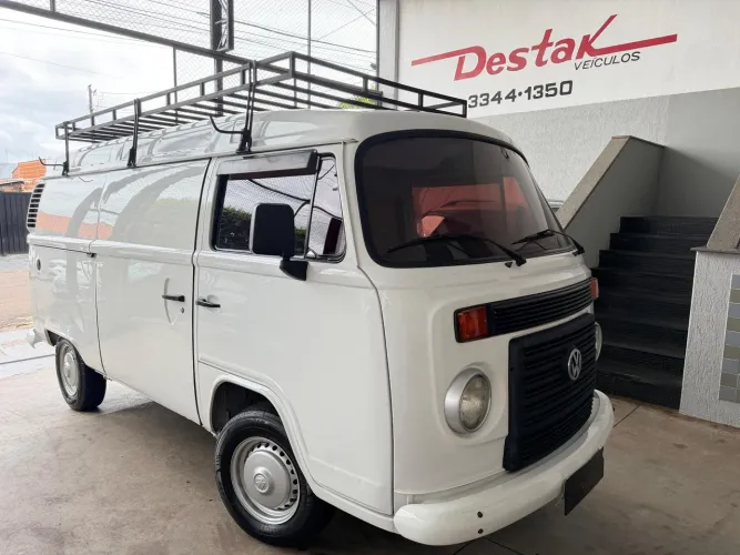 Volkswagen Kombi Furgão 1.4 MI Total Flex 8V 2014