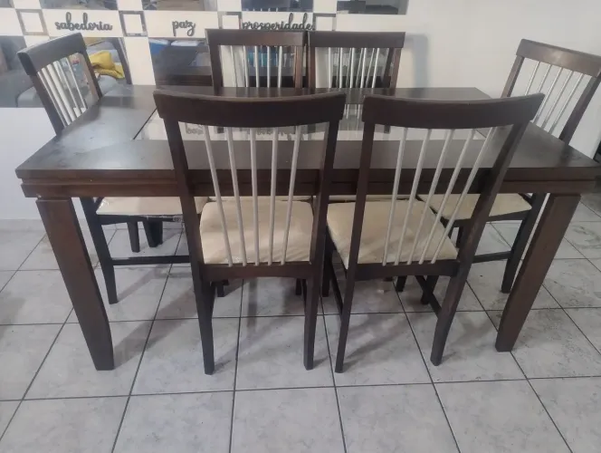 Mesa 6 cadeiras