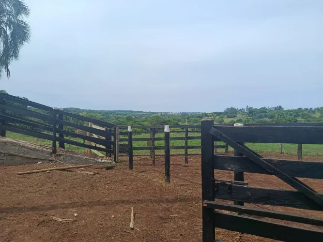 Excelente Chácara 45.000 M2, Casas, Curral, 7 Km Chão da rodovia GO-020, Bela Vista Goiás