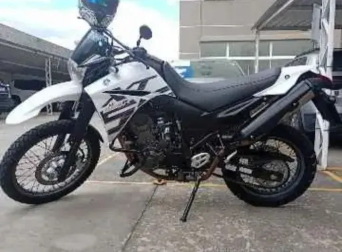 XT 660R Yamaha (Meiota)