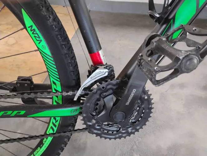 Bicicleta aro 29 freio a disco idraulico com trava na suspensão
