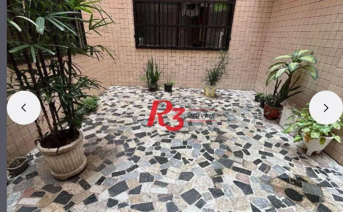 Apartamento com 2 dormitórios à venda, 70 m² por R$ 300.000,00 - Areia Branca - Santos/SP