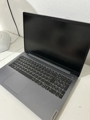 Notebook Lenovo i3