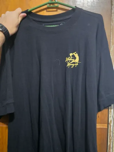 Camiseta oversized berzerk menegate preta P