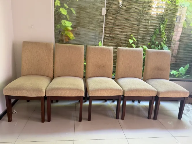 Cadeiras para mesa de jantar