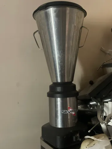 Liquidificador Comercial Skymsen Baixa Rotação 10L Aço Inox LS10 |