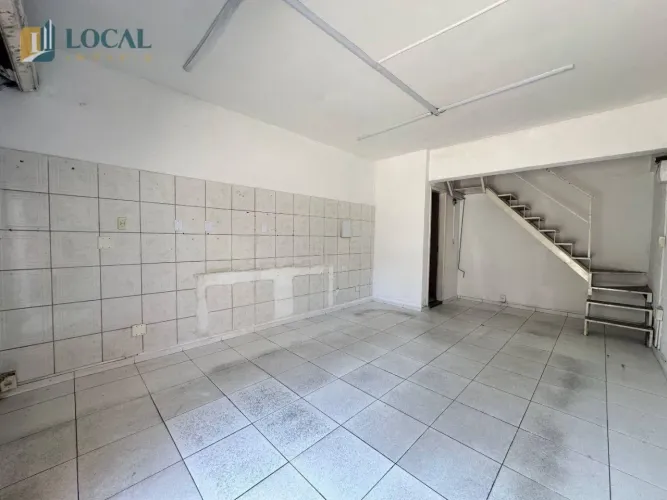 Loja para alugar, 30 m² por R$ 5.870,00/mês - Centro - Juiz de Fora/MG