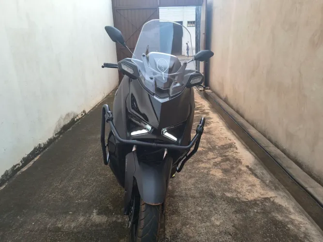 XMAX 300cc