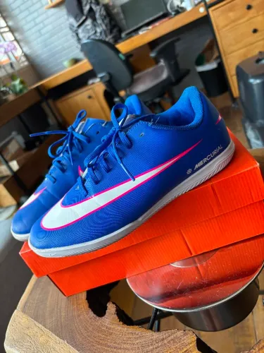 Chuteira futsal NIKE mercurial