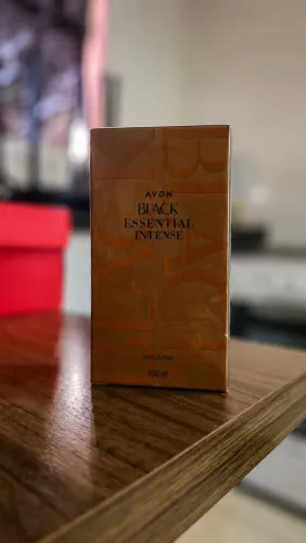 Perfume Avon Black Essential Intense 100 ml.