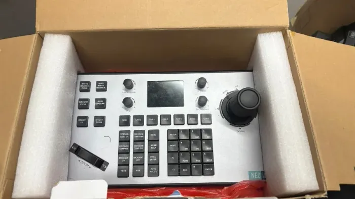 O NEOiD PTZ Controller IP+