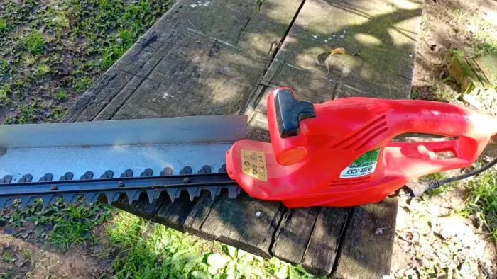 Podador Garthen PCV-4500 com Guia de Folhas Exclusivo