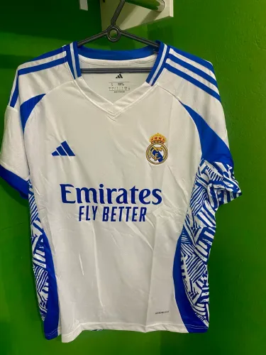 Linda camisa do Real Madrid