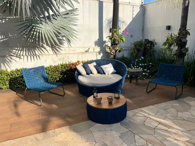 Conjunto Chase, Poltronas e mesa para Piscina