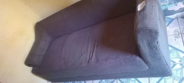 Vendo sofá 2 e 3 lugares desapegando 