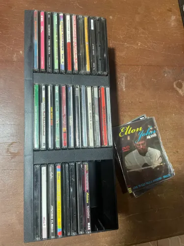 Super Lote Relíquia: Nirvana, Metallica, Queen, Eminem e Mais (CDs/DVDs)