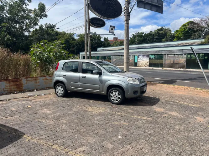 Fiat Uno Vivace/rua 1.0 EVO Fire Flex 8V 5P 2014