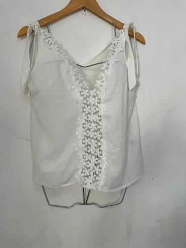 Blusinha Shein P desapego