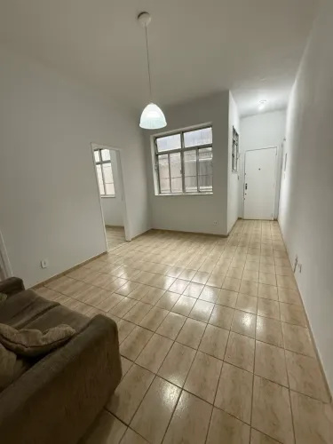 Imóvel para aluguel com 60 metros quadrados com 2 quartos em Centro - Rio de Janeiro - RJ