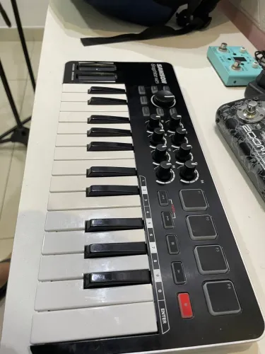 Teclado controlador 25 teclas samson graphit