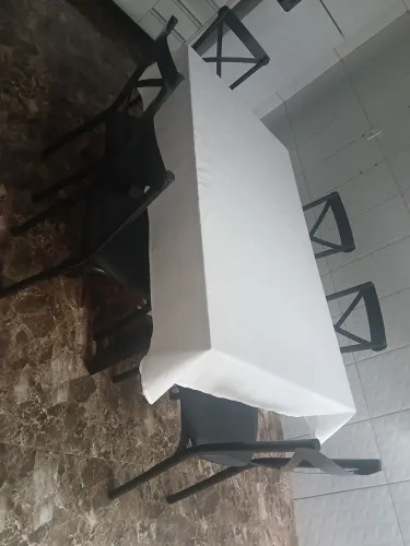 MESA 6 CADEIRA SUPER CONSERVADA