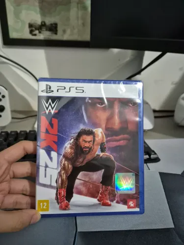 WWE 2K25 PS5 Lacrado - Mídia Física Original