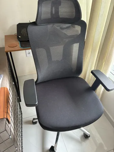 Cadeira ergonômica+escrivaninha