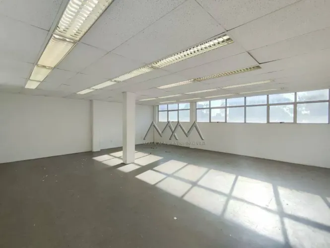 Sala para locação no Vila da Serra
