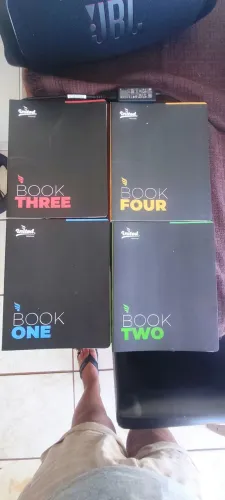 Livros de Inglês United Idiomas Reach 4 Series