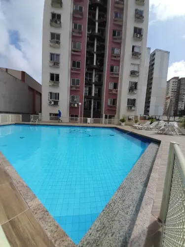 Aluga-se apartamento Ed. Brands Hacth, com 90 metros quadrados com 3 quartos em Reduto - B