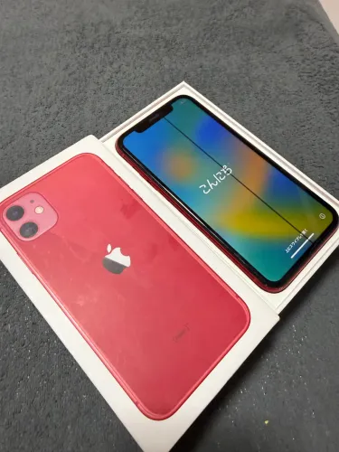 iPhone 11 Red 128gb