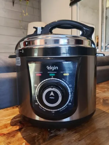Panela de pressão elétrica